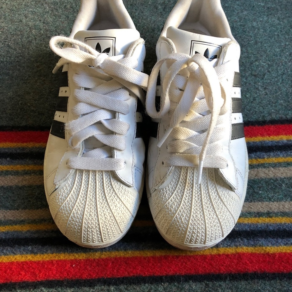 Adidas superstar white